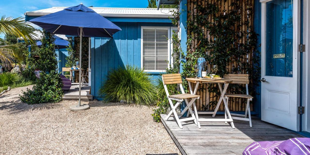 شقة Boatsheds On The Bay, Waiheke Island Ostend المظهر الخارجي الصورة